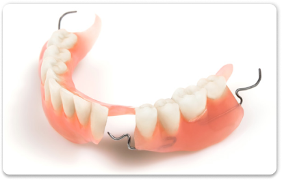 акриловые протезы на жевательные зубы